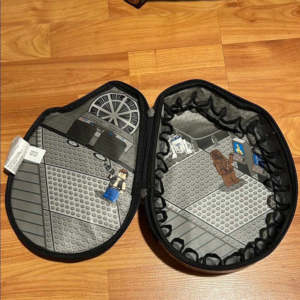 Lego Star Wars Zip Bin Millennium Falcon Minifigure Storage Case (Zip Bin)